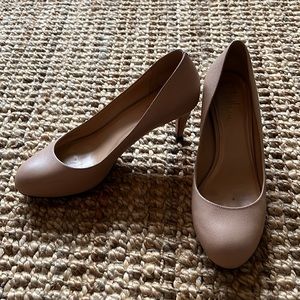 Cole Haan x Nike round toe nude heels